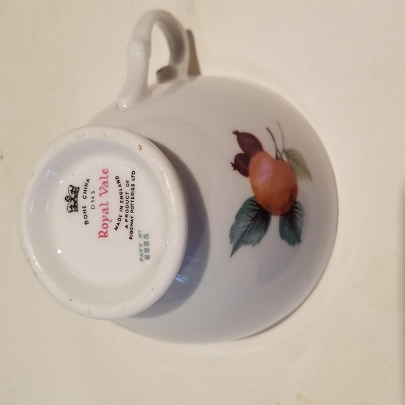 Vintage tea cup and SAUCE - Picture 8 of 12